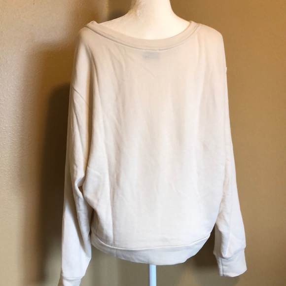 Sweatshirt - Picture 3 of 3